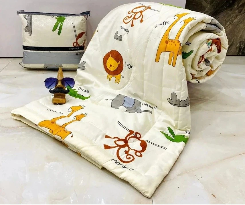 Kids' Off-White Animal Print Single Bed Comforter