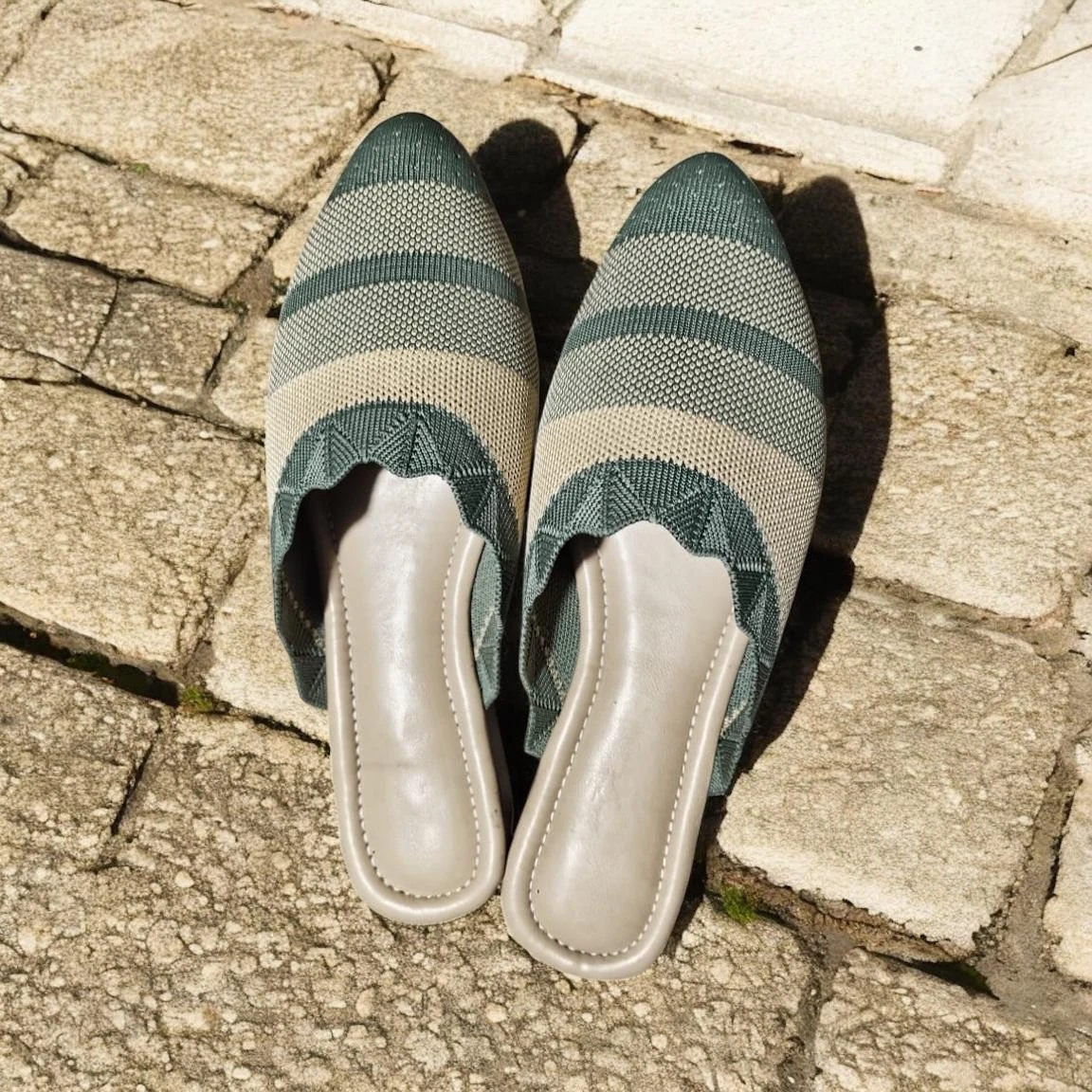 Women's Flats Green – Striped