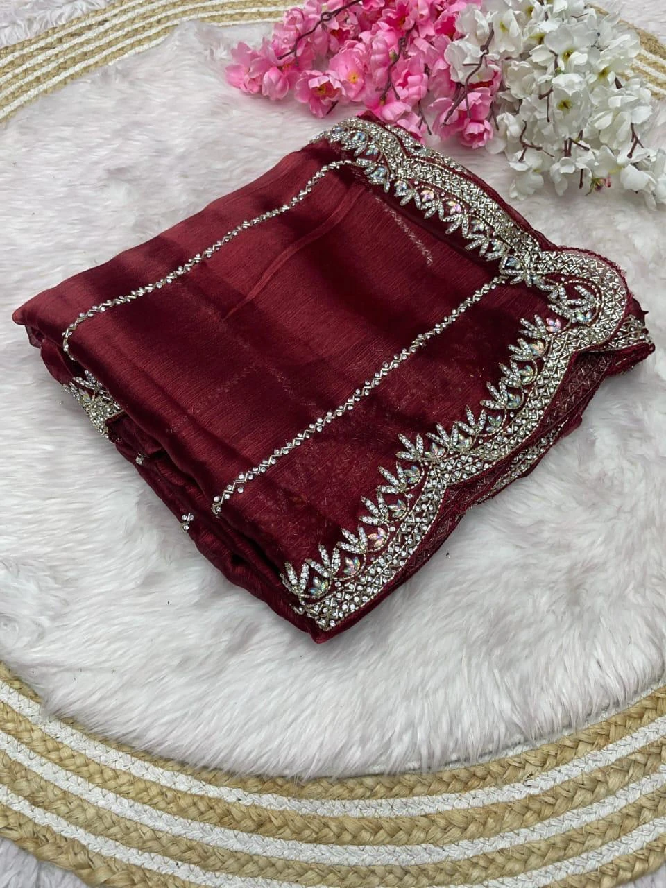 Women's Zimmy Chu Saree Maroon – Embellished