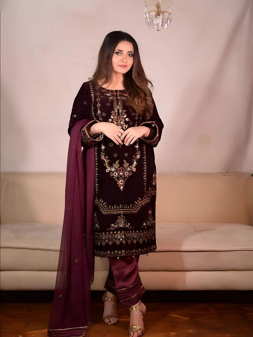 Women's Velvet Kurta Set Purple – Ready to Wear