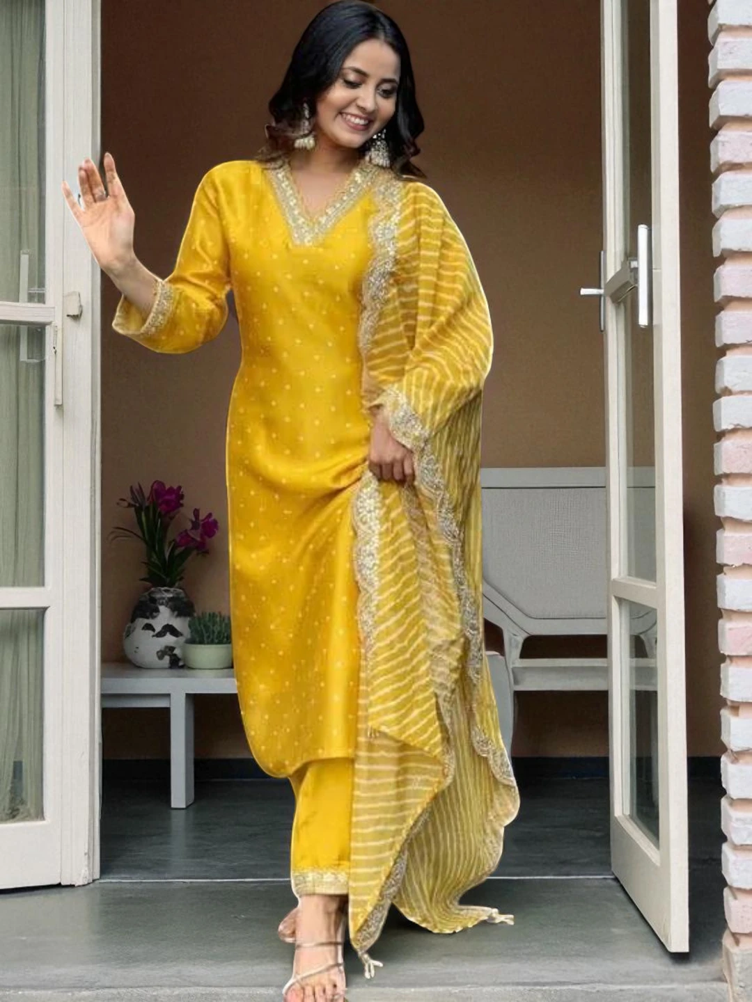 Women's Banana Silk Kurta Yellow – Printed