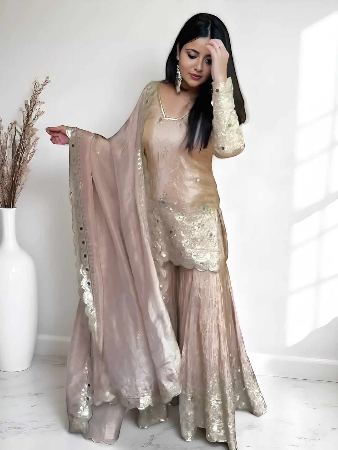 Women's Silk Kurta Set Off-White – Ready to Wear