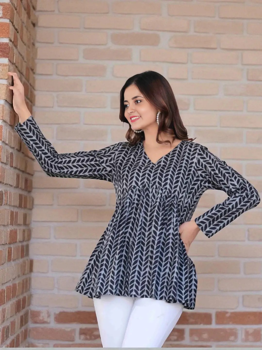 Women's Cotton Kurta – Printed — view 3