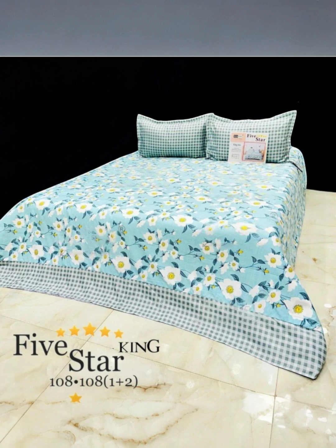 Black Pattern Super King Bedsheet Set with Pillow Covers