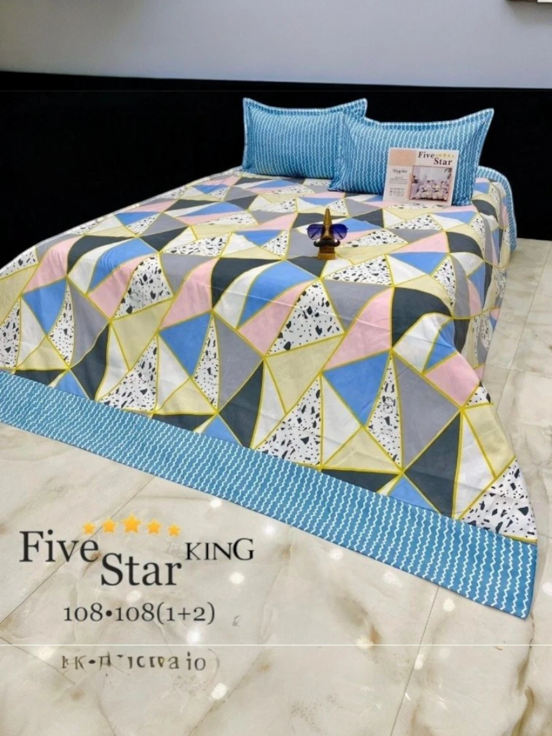 Blue Pattern Super King Bedsheet Set with Pillow Covers