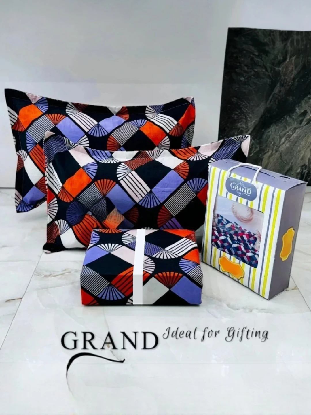 Grand/Occasion Double Bedsheet Gift Set(3pc Set) Black